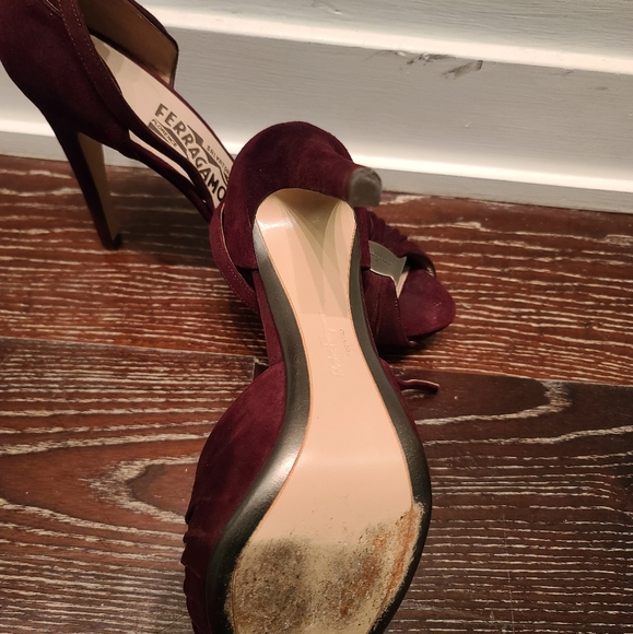 Salvatore Ferragamo Fragrance Acm Oxblood Suede Peep Toe Sandles Size 8.5 - Picture 7 of 9